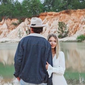 Meet your Posher, Clay